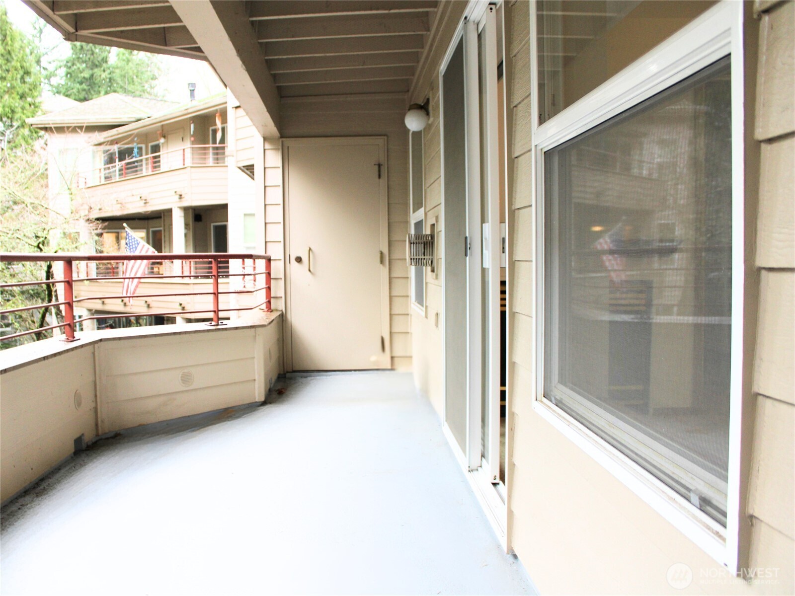 1750 152nd Avenue NE #W-211, Bellevue, WA 98007