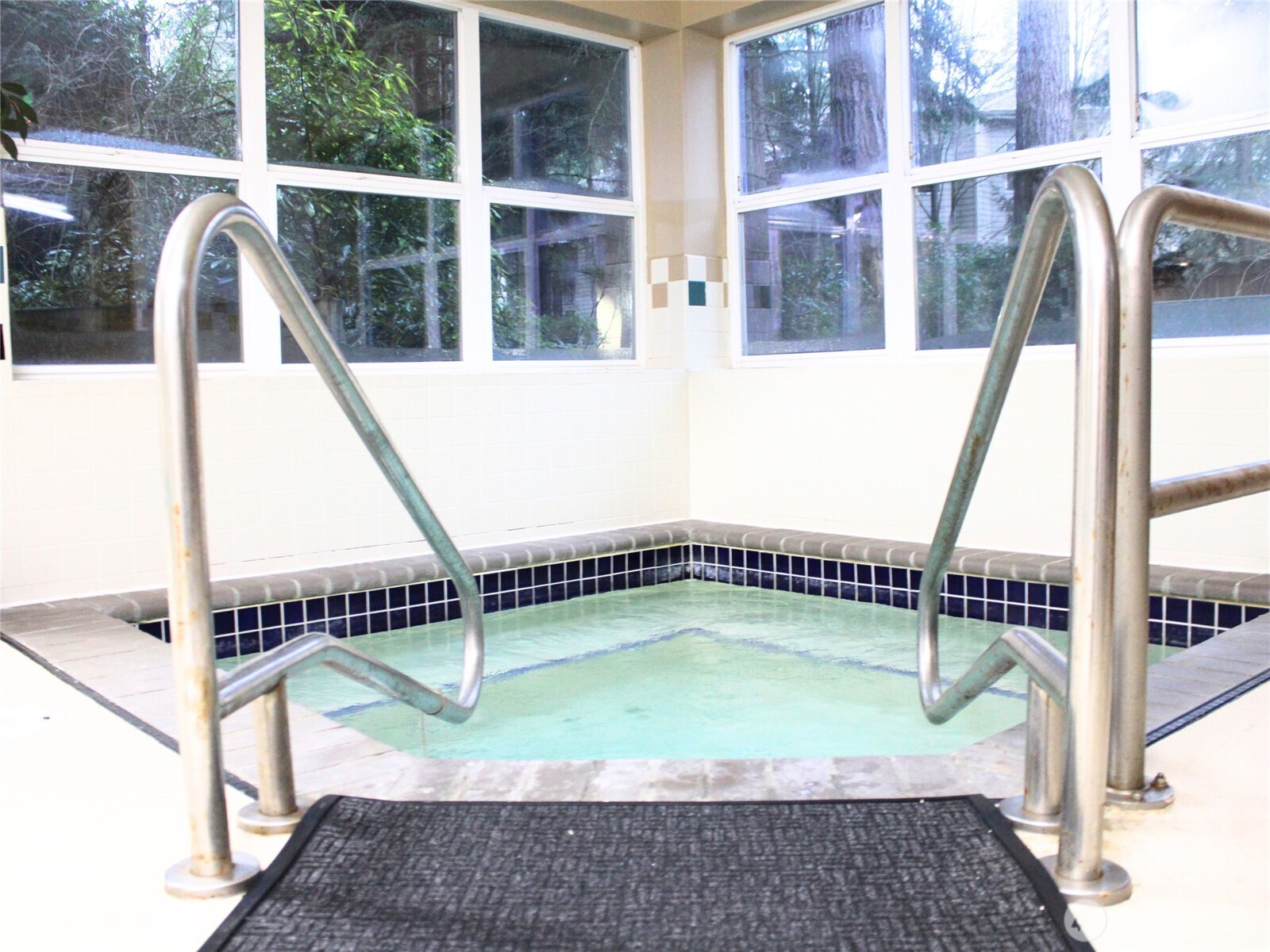 1750 152nd Avenue NE #W-211, Bellevue, WA 98007