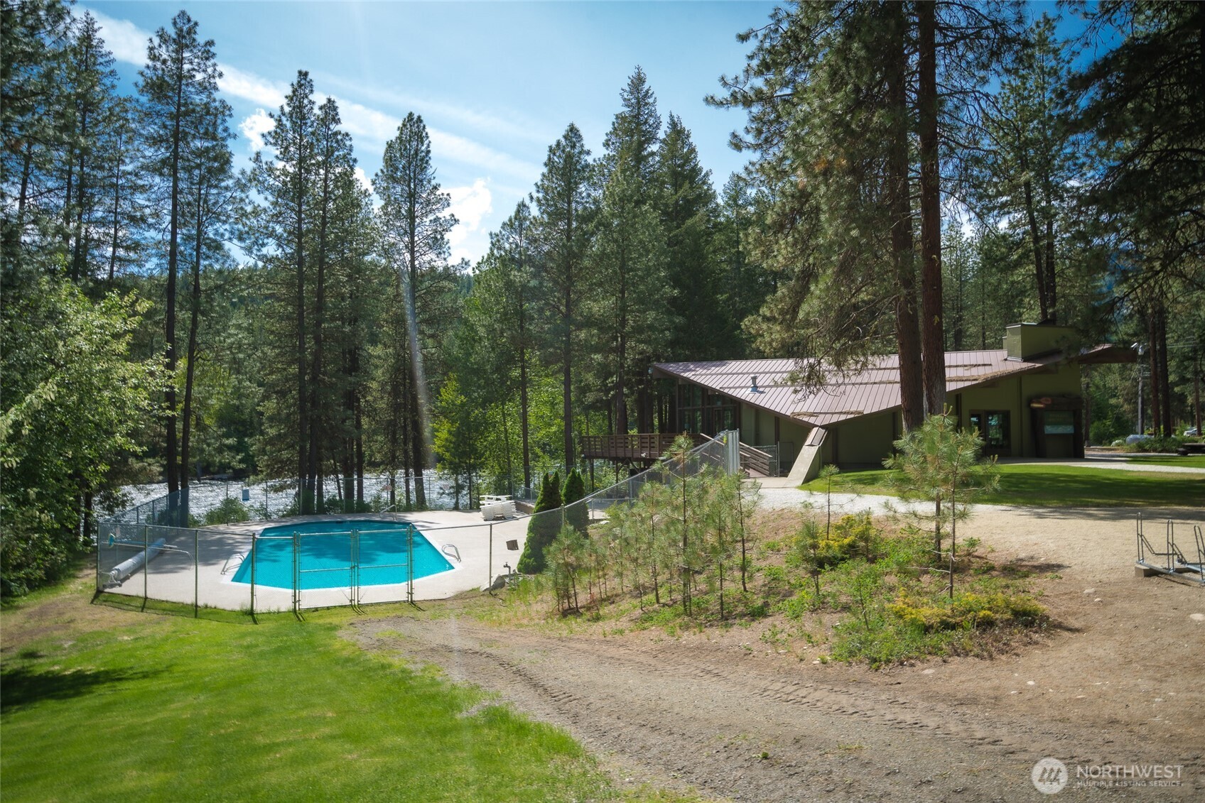 25312 Saddle Street , Leavenworth, WA 98826