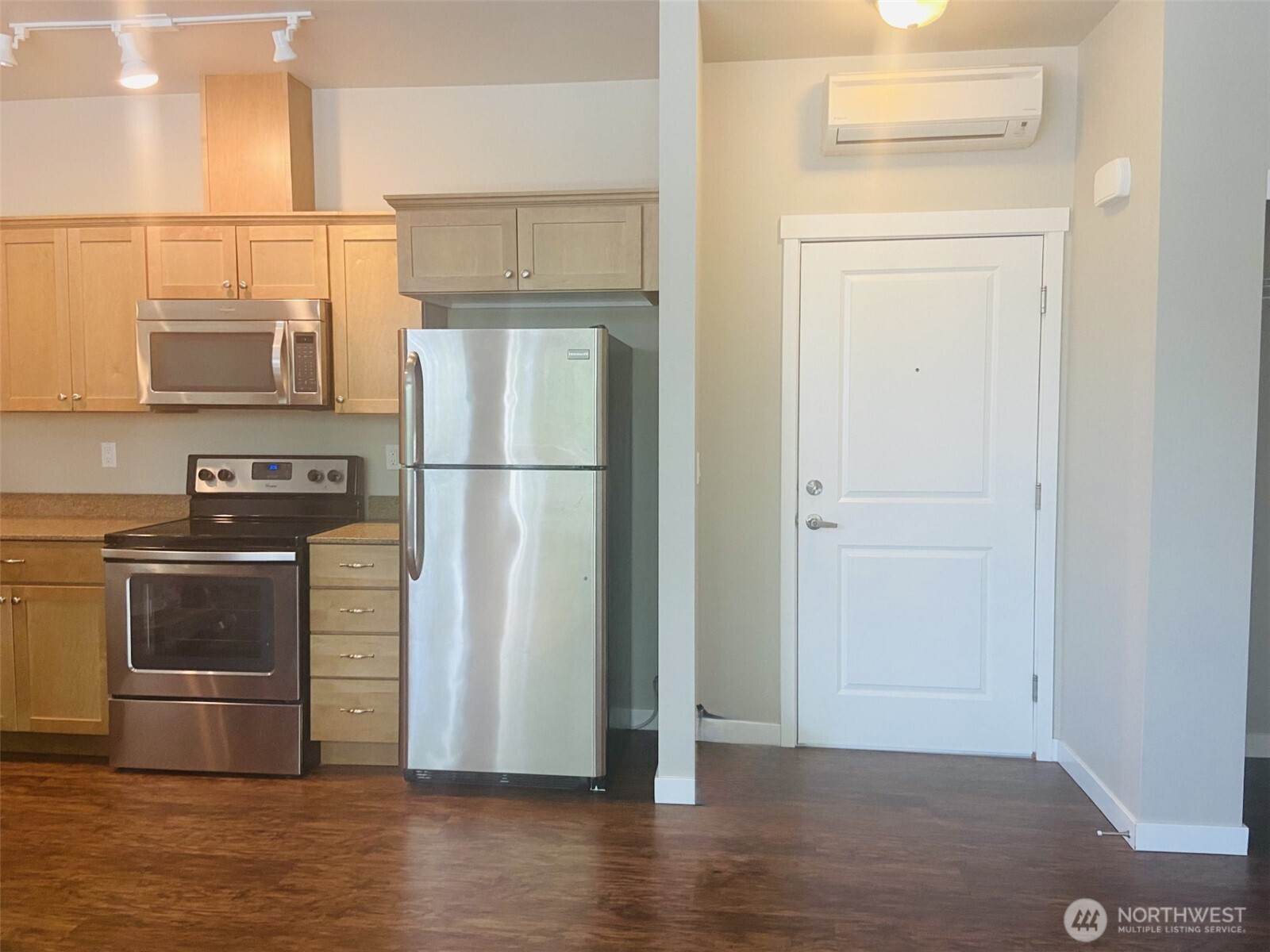 8872 Depot Rd. #203, Lynden, WA 98264