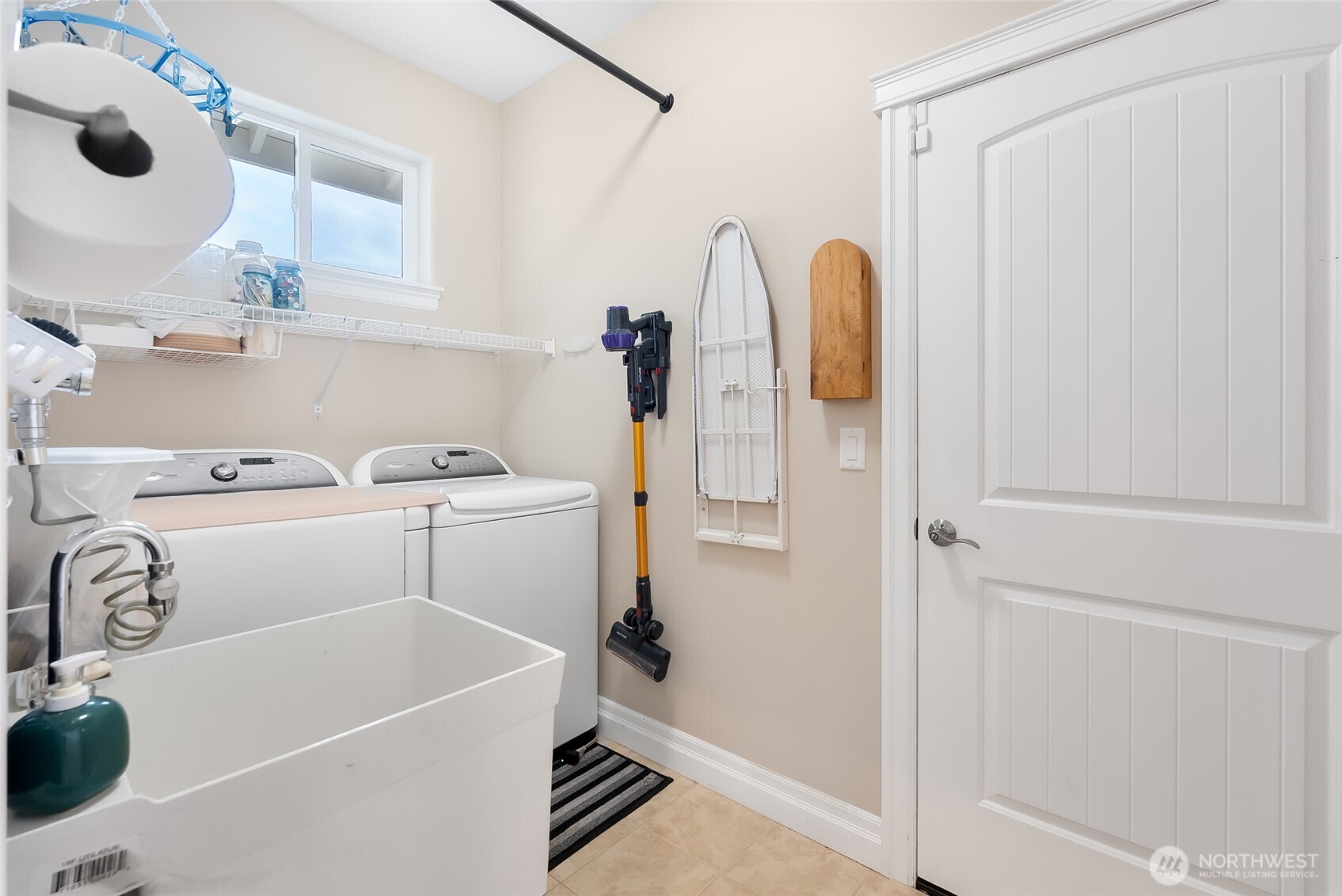 4371 Castlerock Drive , Blaine, WA 98230