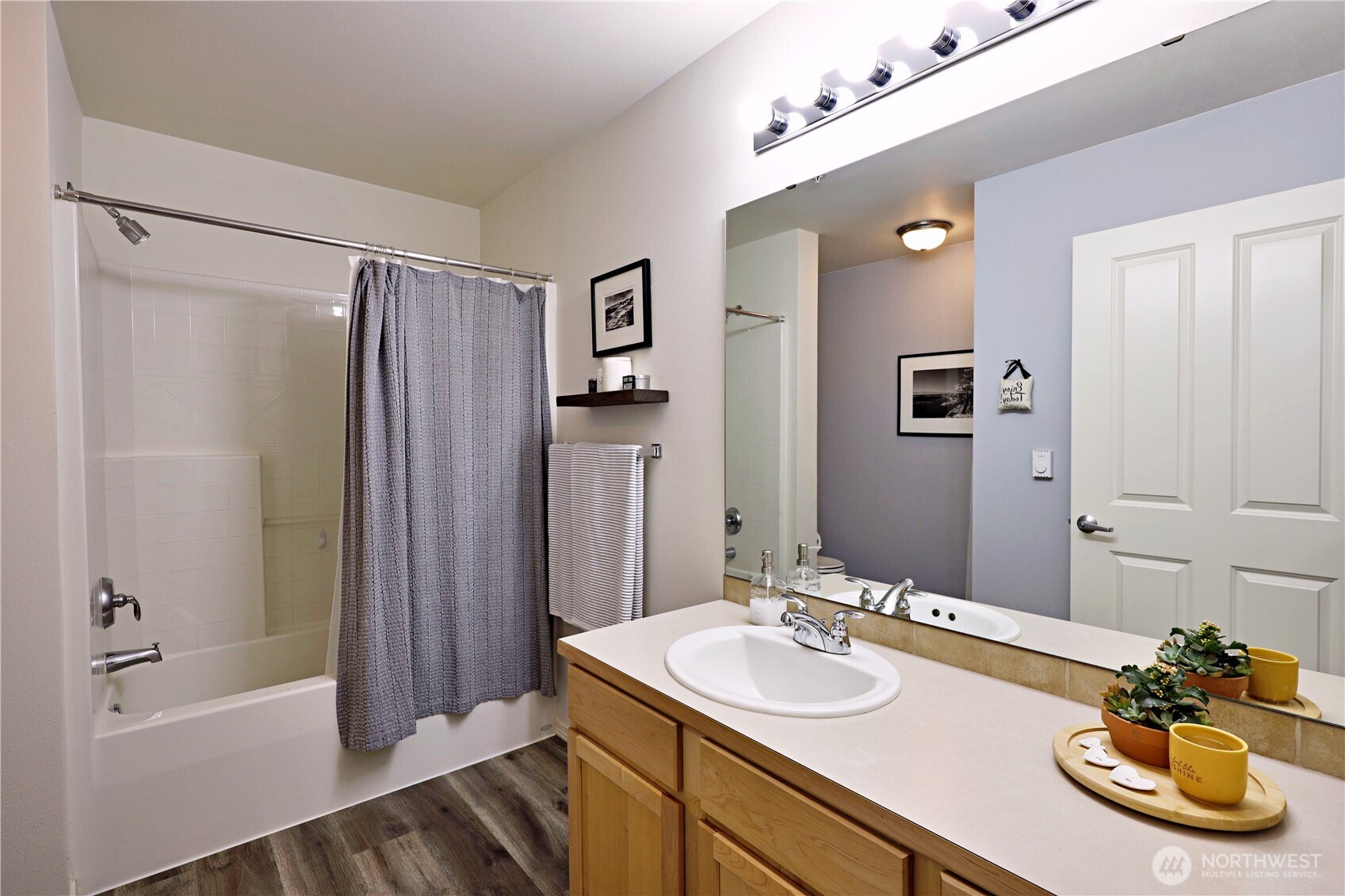 1031 61st St SE #106, Auburn, WA 98092