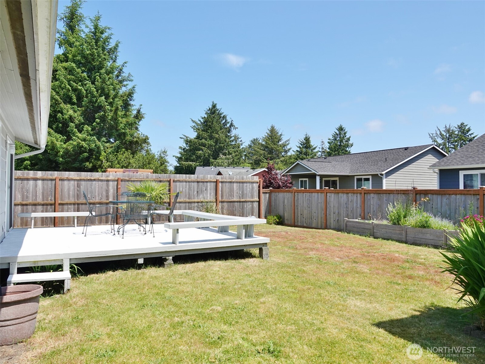 137 S Razor Clam Drive SW, Ocean Shores, WA 98569