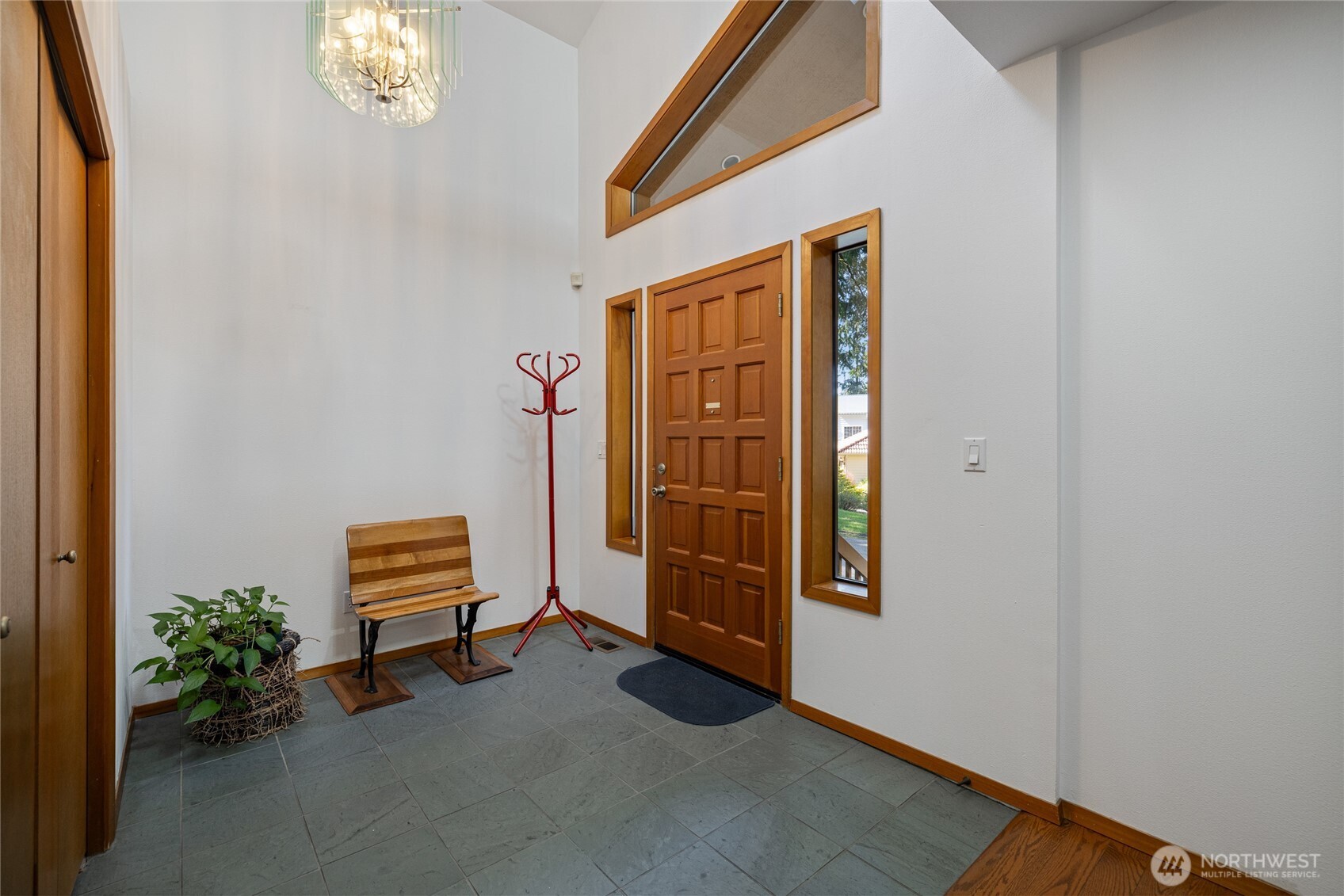 323 Keach Court , Steilacoom, WA 98388