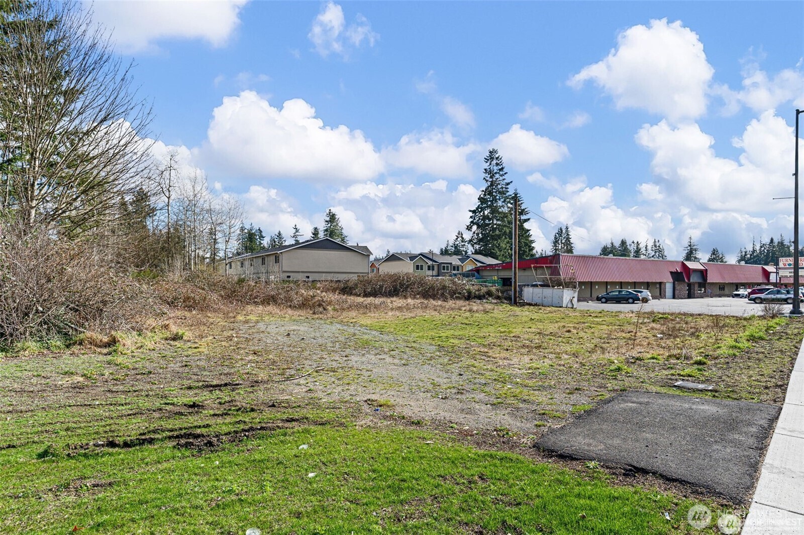 11127 11031 State Avenue , Marysville, WA 98271