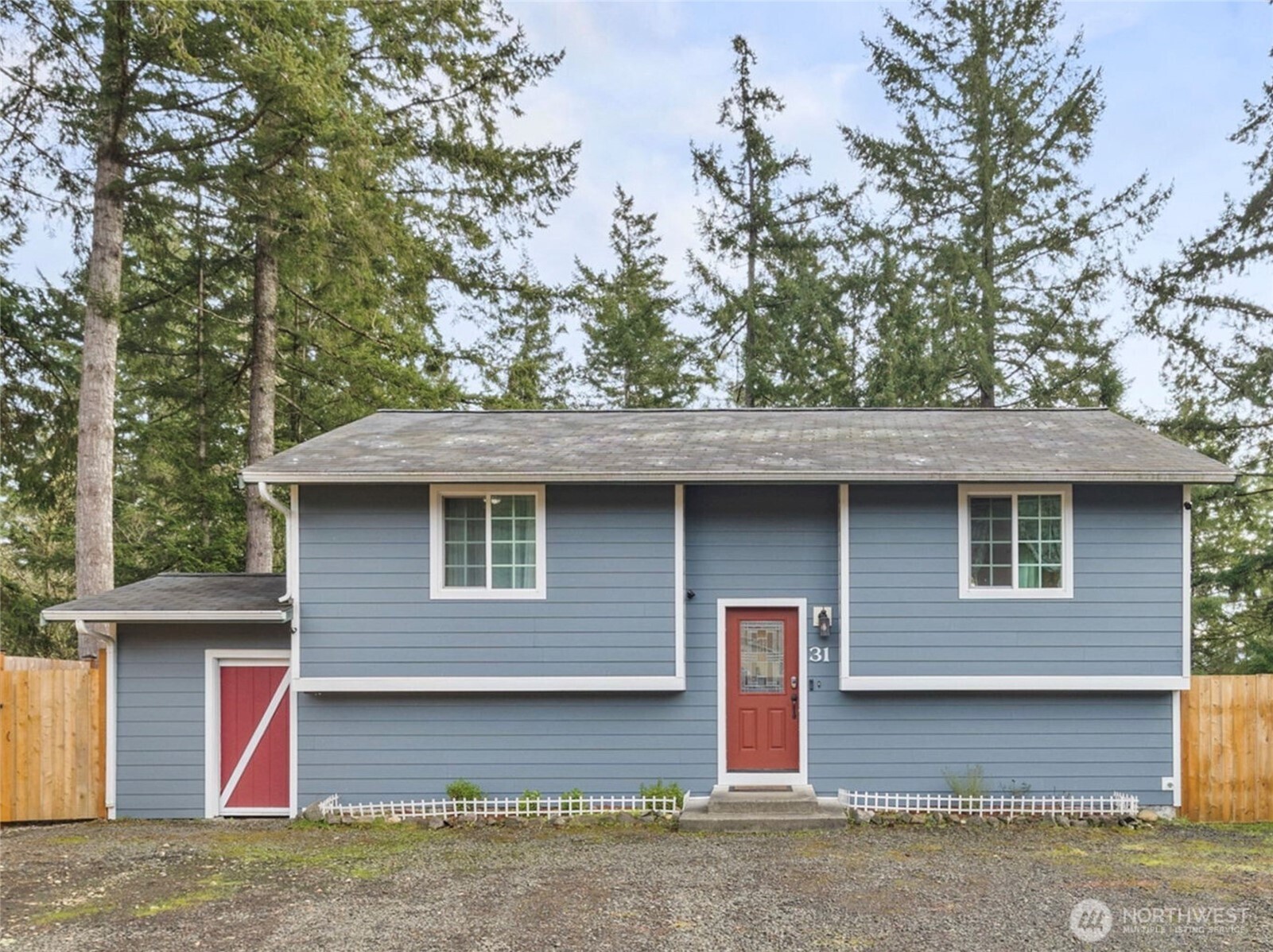 31 NE Skipper Court , Belfair, WA 98528