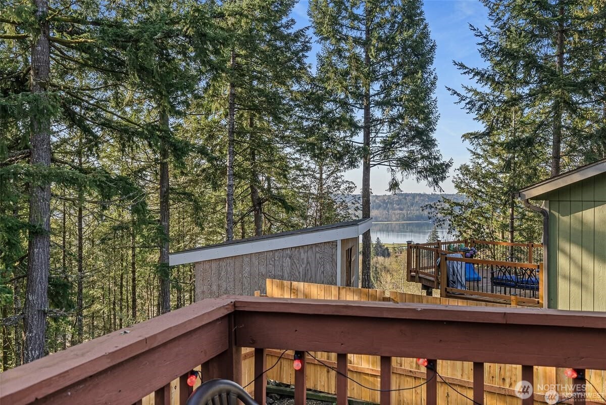 31 NE Skipper Court , Belfair, WA 98528