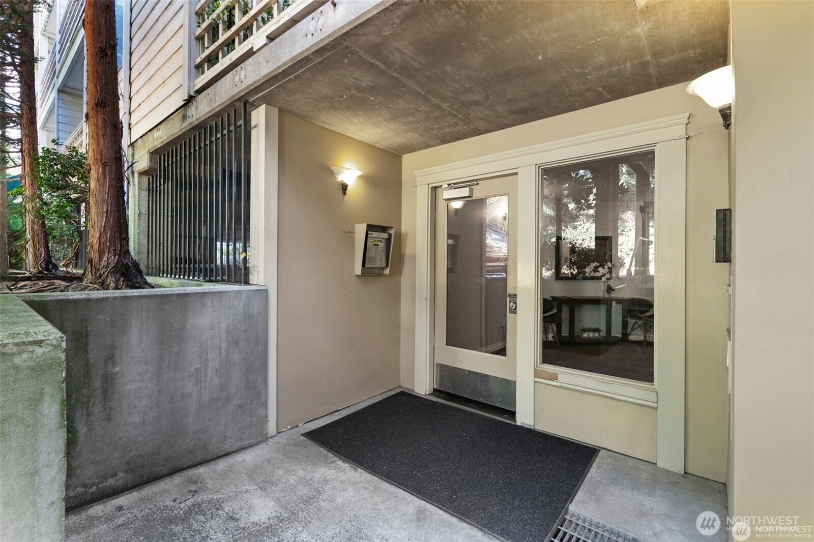 700 N 160th Street #A110, Shoreline, WA 98133