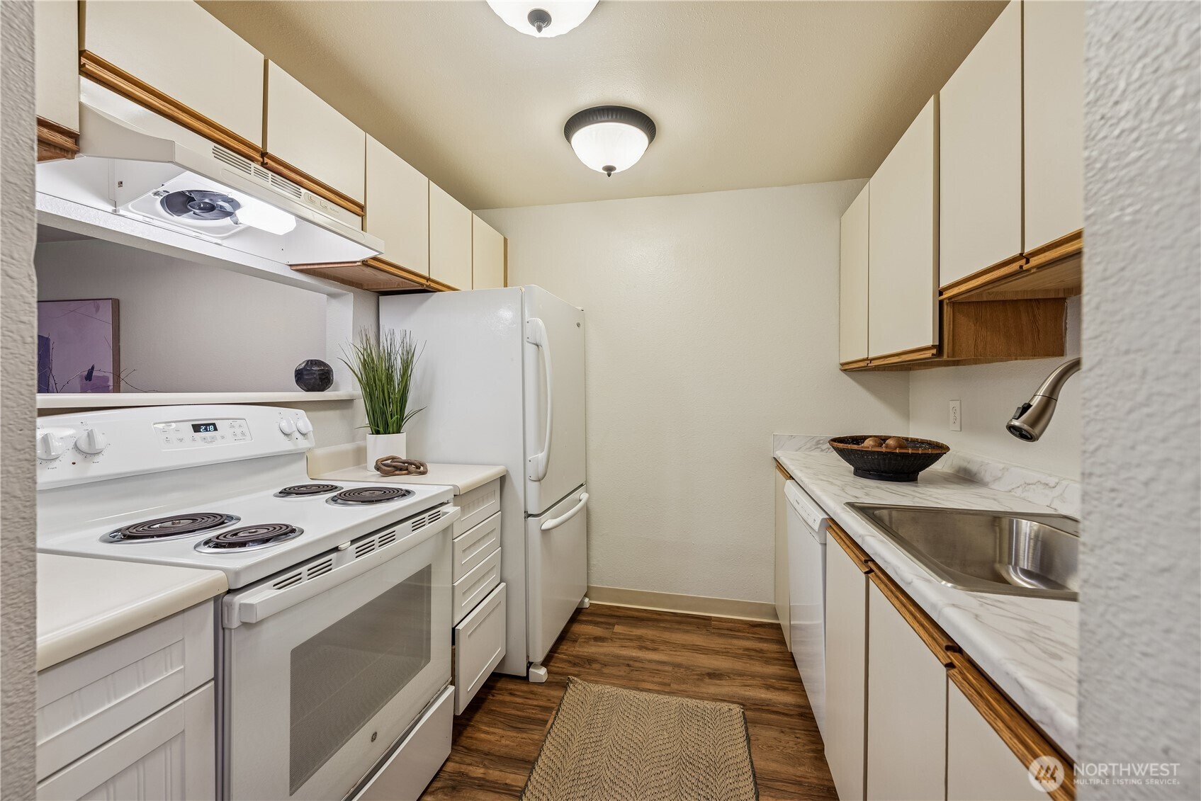 700 N 160th Street #A110, Shoreline, WA 98133