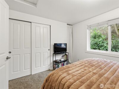 301 W Raye Street #201, Seattle, WA 98119 - Photo 18