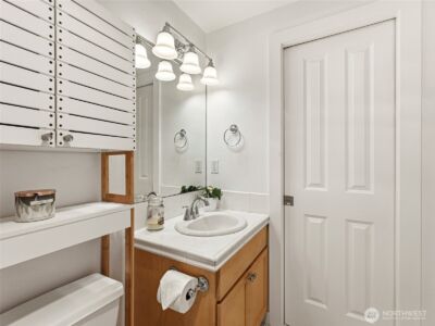 301 W Raye Street #201, Seattle, WA 98119 - Photo 20