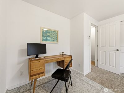 301 W Raye Street #201, Seattle, WA 98119 - Photo 24