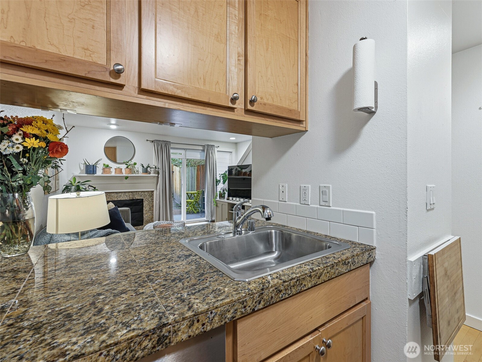 301 W Raye Street #201, Seattle, WA 98119