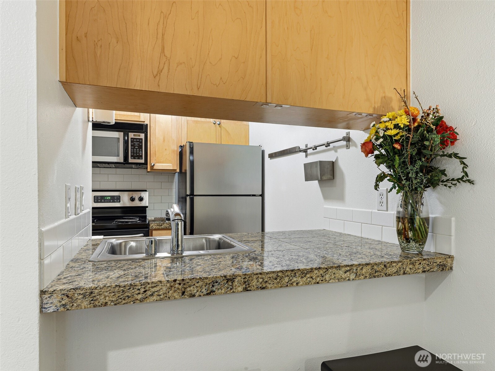 301 W Raye Street #201, Seattle, WA 98119