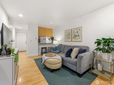 301 W Raye Street #201, Seattle, WA 98119 - Photo 9