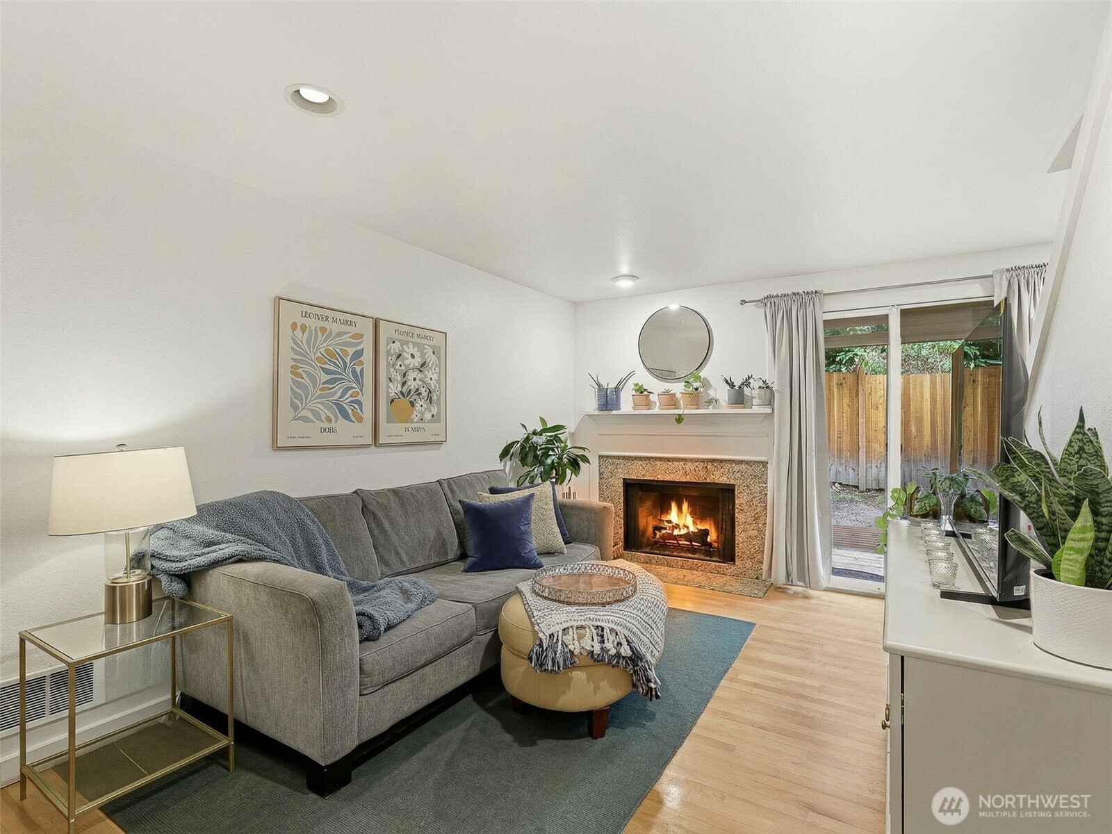 301 W Raye Street #201, Seattle, WA 98119