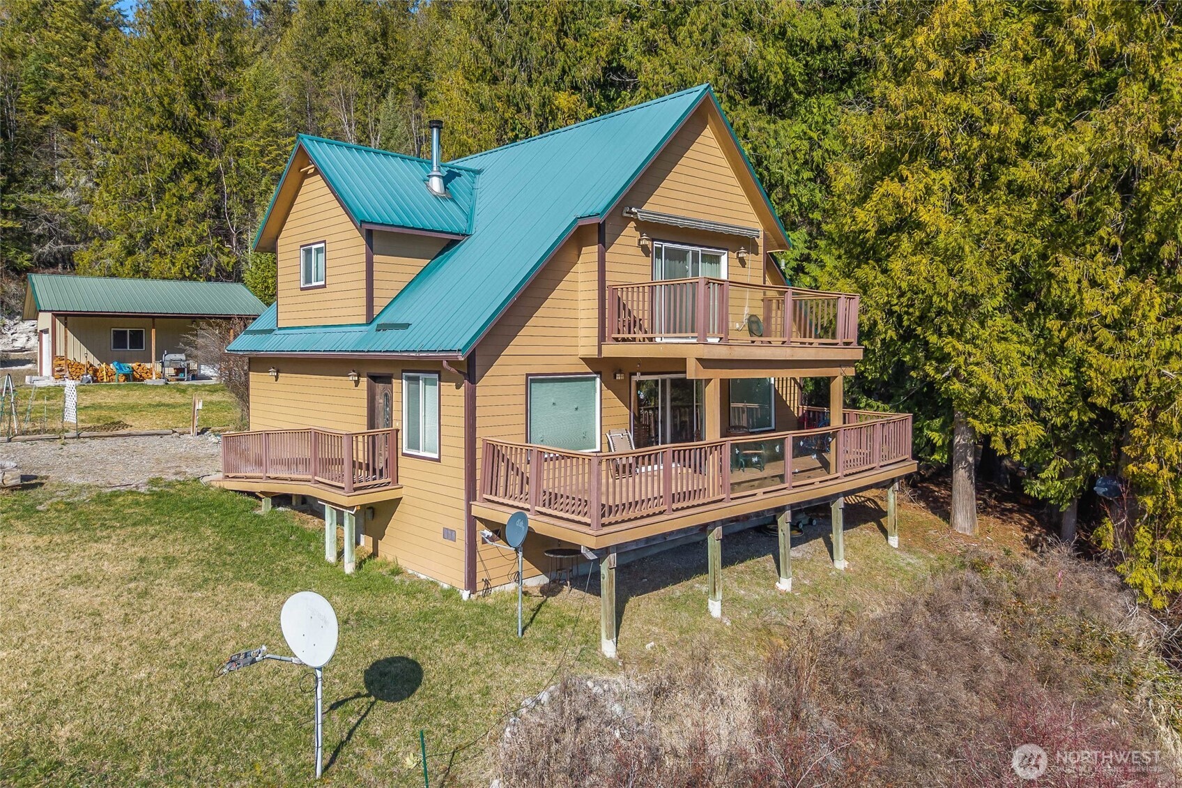 2876 Deep Lake South Shore Road , Colville, WA 99114