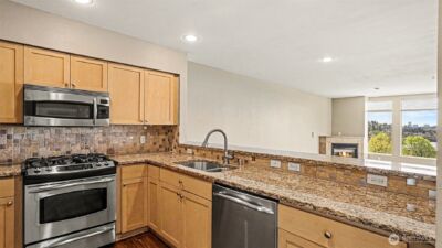 220 1st Street #402, Kirkland, WA 98033 - Photo 11