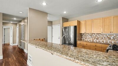 220 1st Street #402, Kirkland, WA 98033 - Photo 8