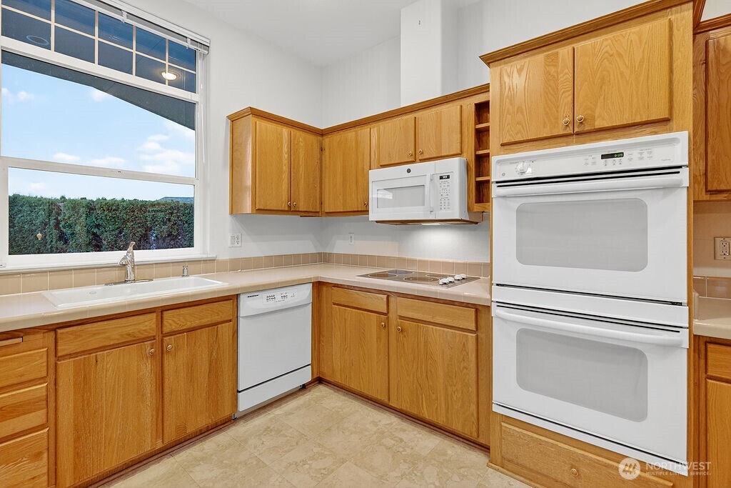 584 Canyon Drive , East Wenatchee, WA 98802