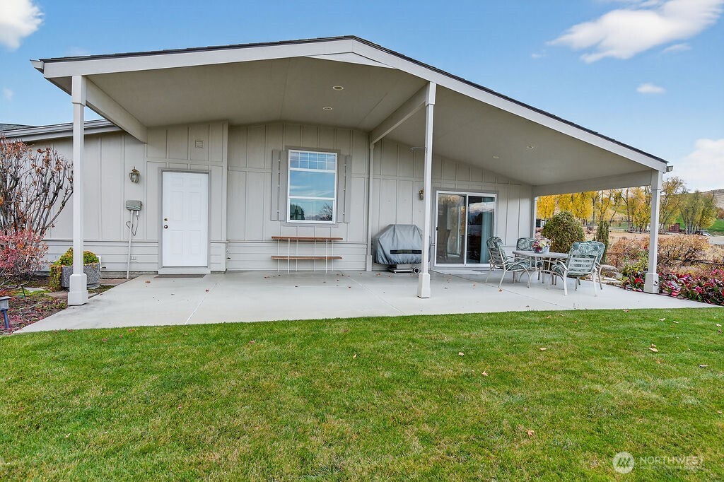 584 Canyon Drive , East Wenatchee, WA 98802