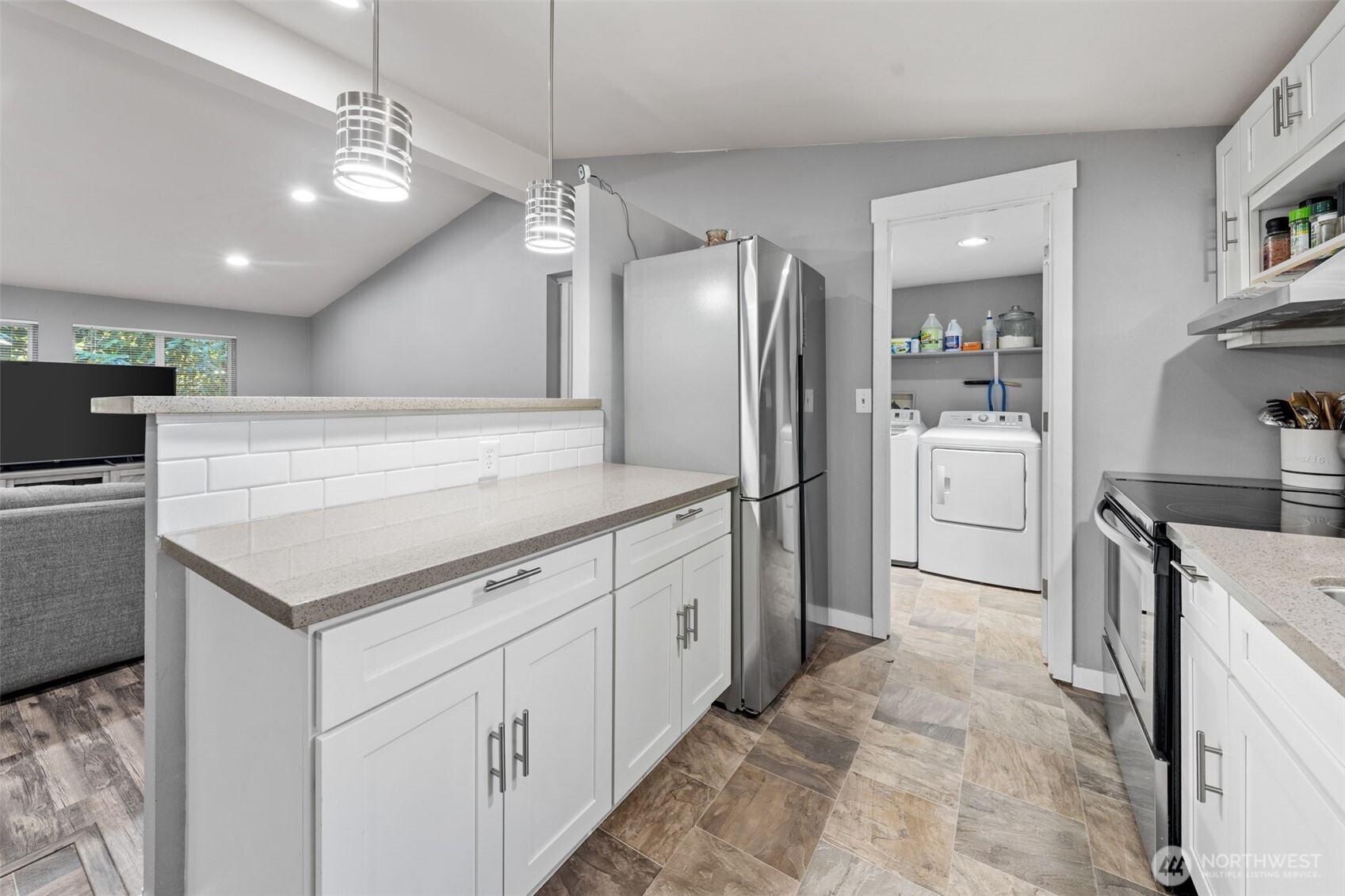 8517 Thuja Avenue SE, Yelm, WA 98597-9766