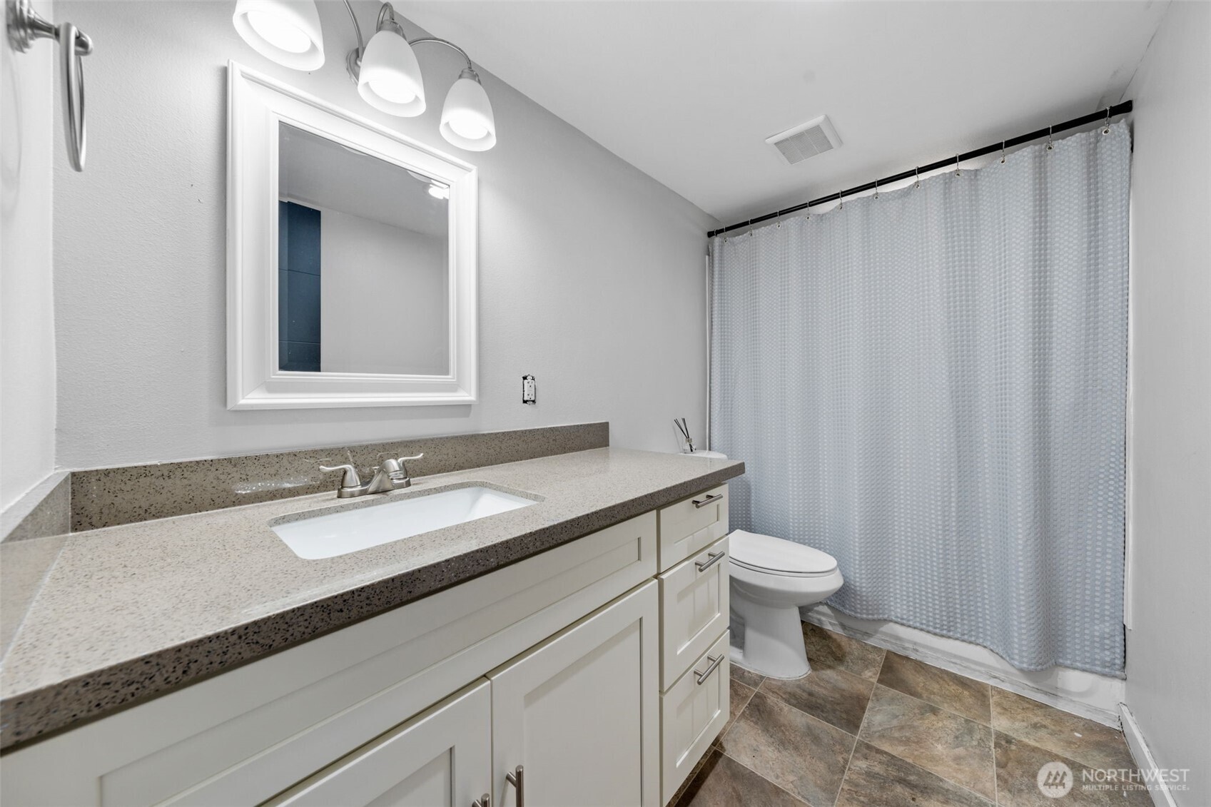 8517 Thuja Avenue SE, Yelm, WA 98597-9766