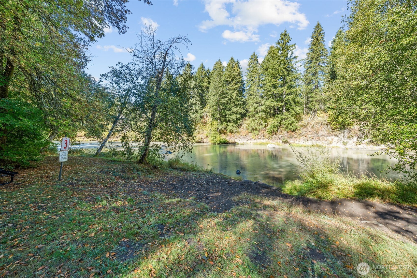 8517 Thuja Avenue SE, Yelm, WA 98597-9766