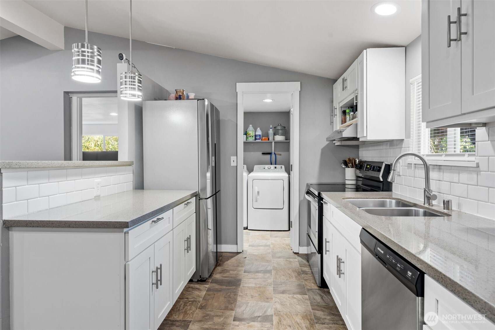 8517 Thuja Avenue SE, Yelm, WA 98597-9766