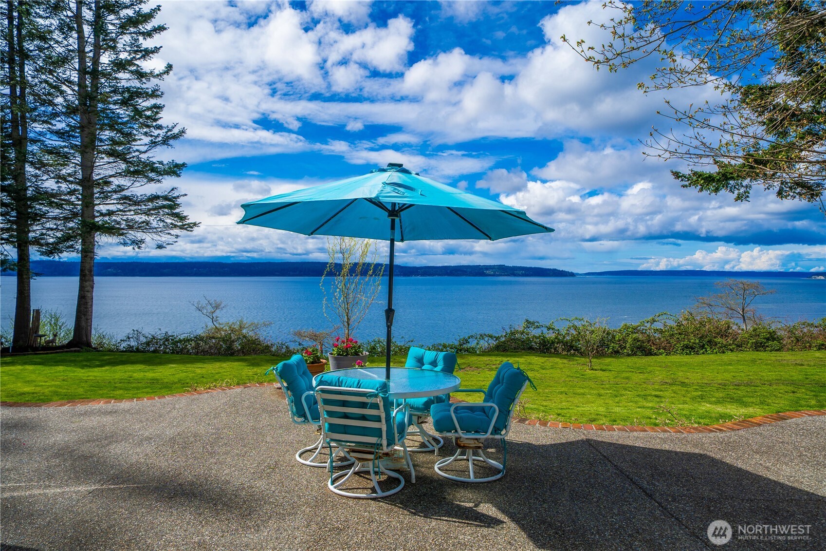 4200 S Camano Drive , Camano Island, WA 98282