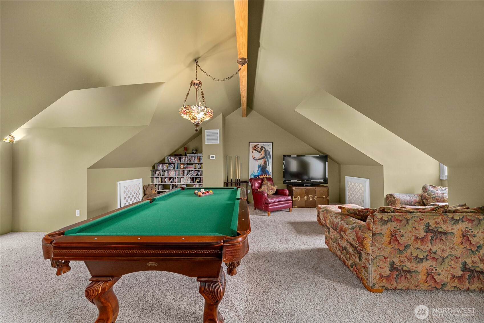 4200 S Camano Drive , Camano Island, WA 98282