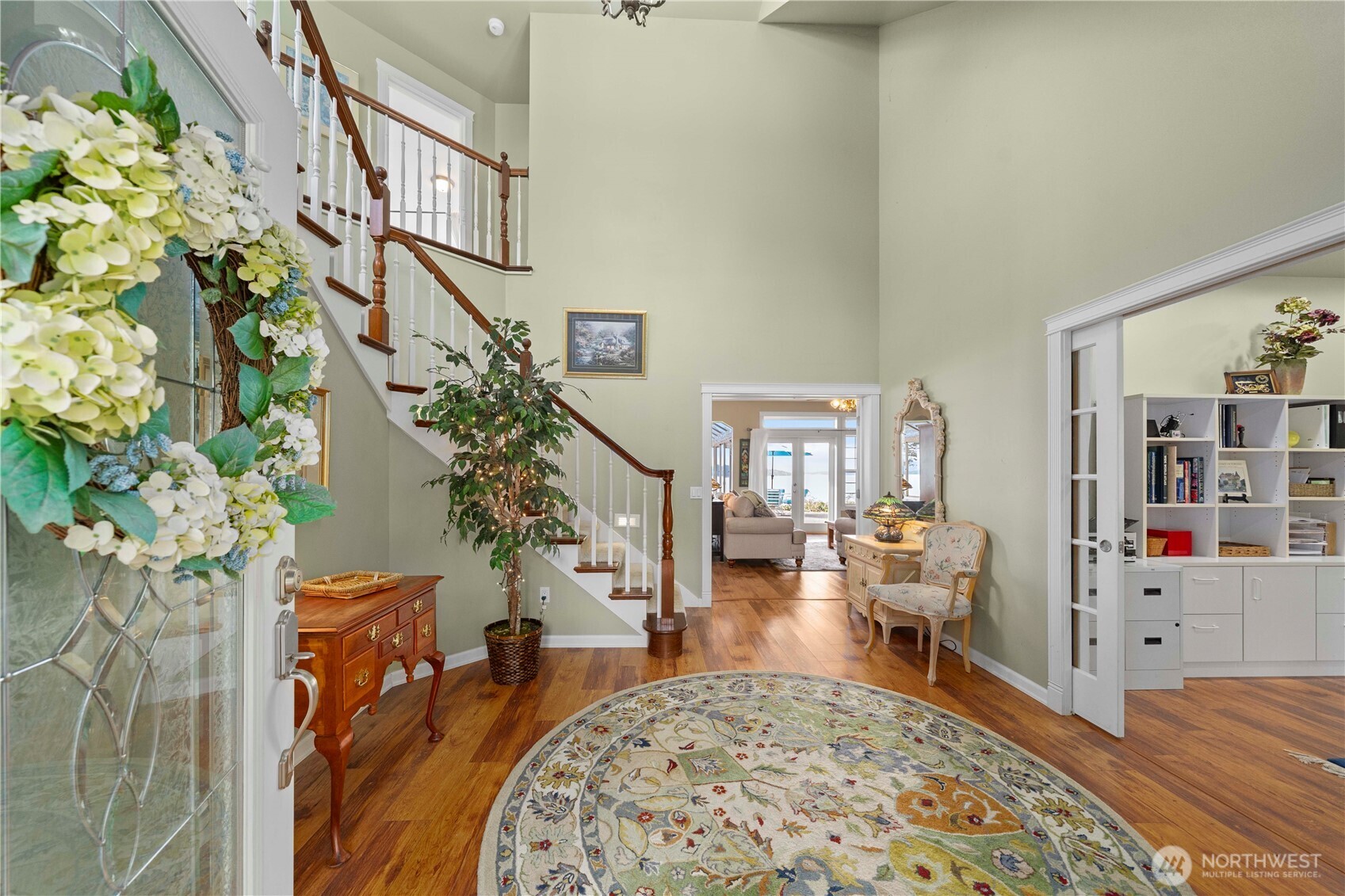 4200 S Camano Drive , Camano Island, WA 98282