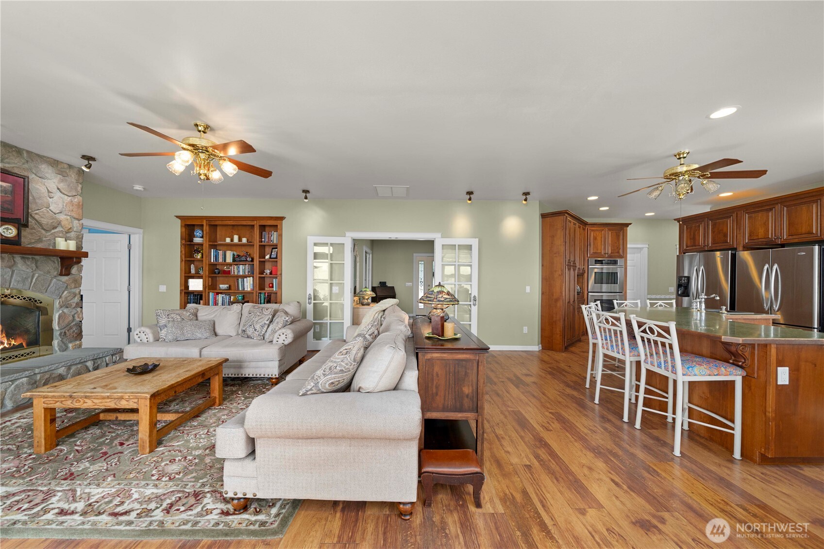 4200 S Camano Drive , Camano Island, WA 98282