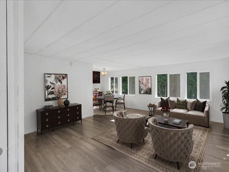 15430 SE 116th Street , Renton, WA 98059