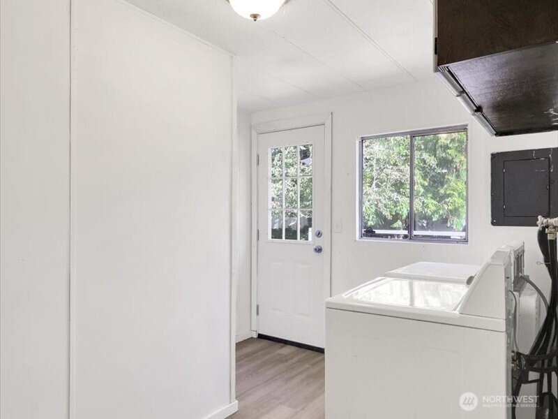 15430 SE 116th Street , Renton, WA 98059