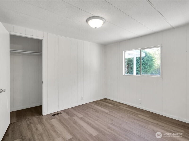 15430 SE 116th Street , Renton, WA 98059