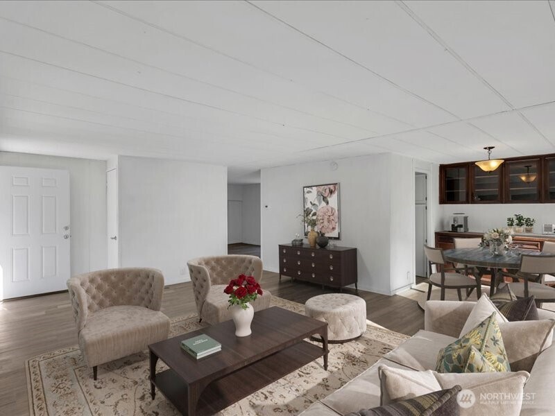 15430 SE 116th Street , Renton, WA 98059