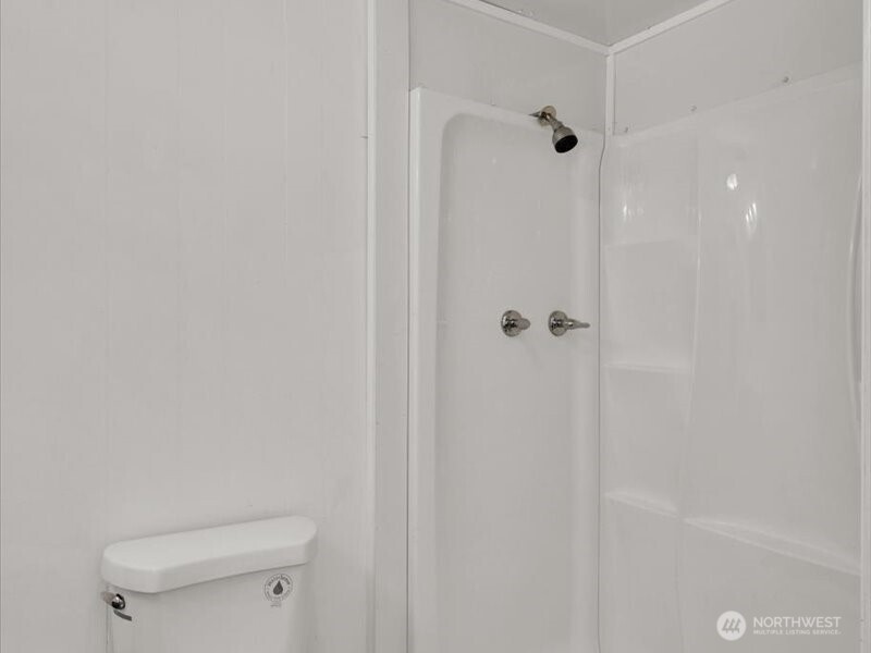 15430 SE 116th Street , Renton, WA 98059