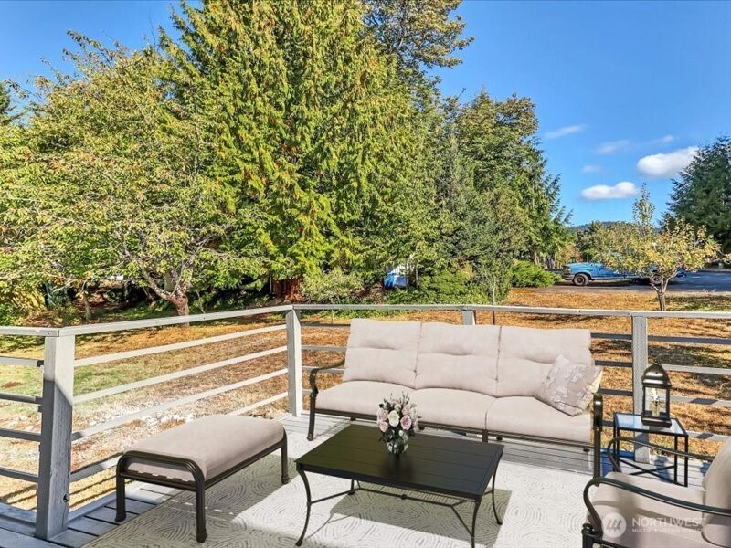 15430 SE 116th Street , Renton, WA 98059