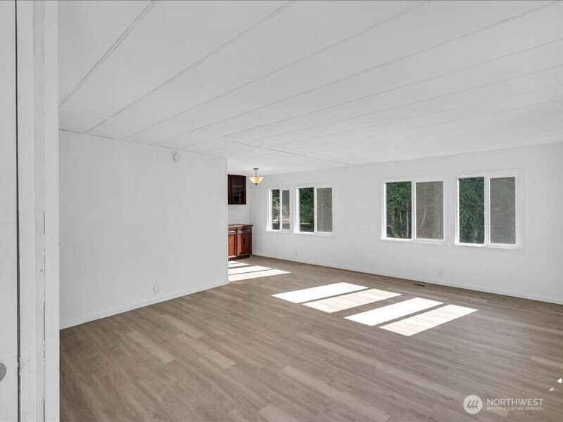 15430 SE 116th Street , Renton, WA 98059