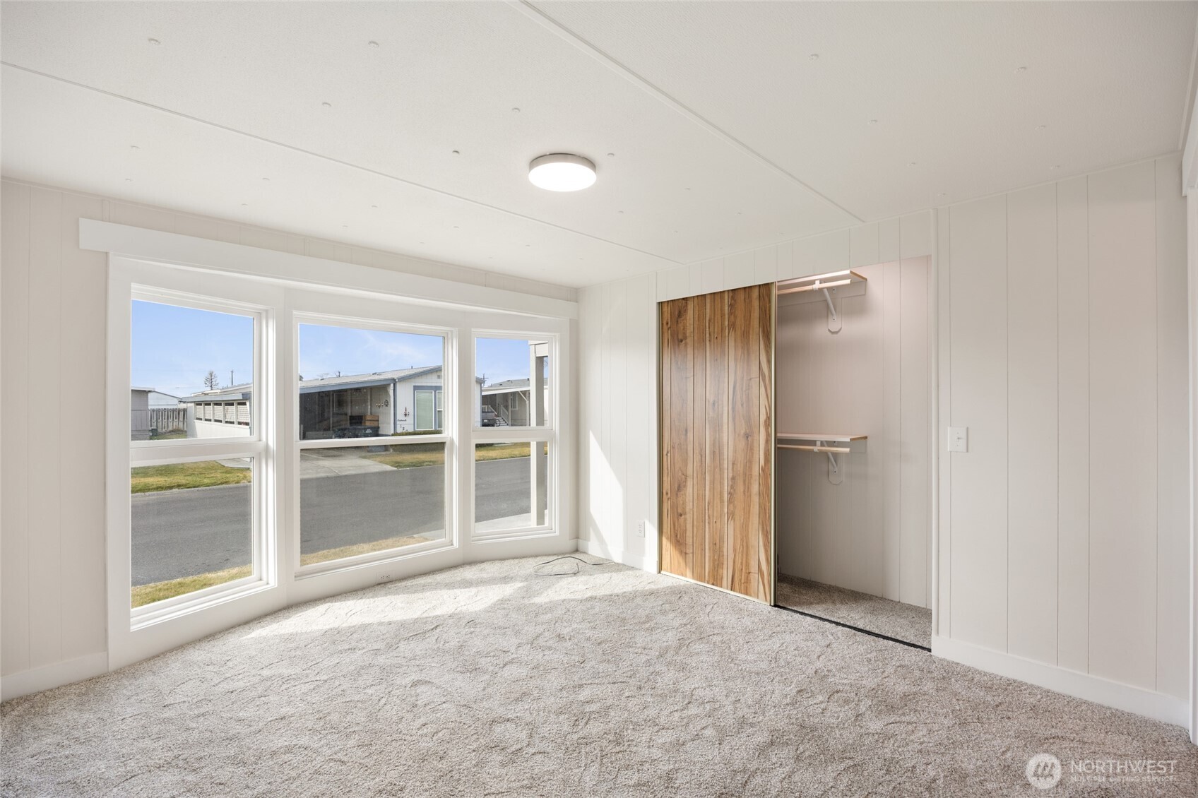 2240 W Broadway #121, Moses Lake, WA 98837