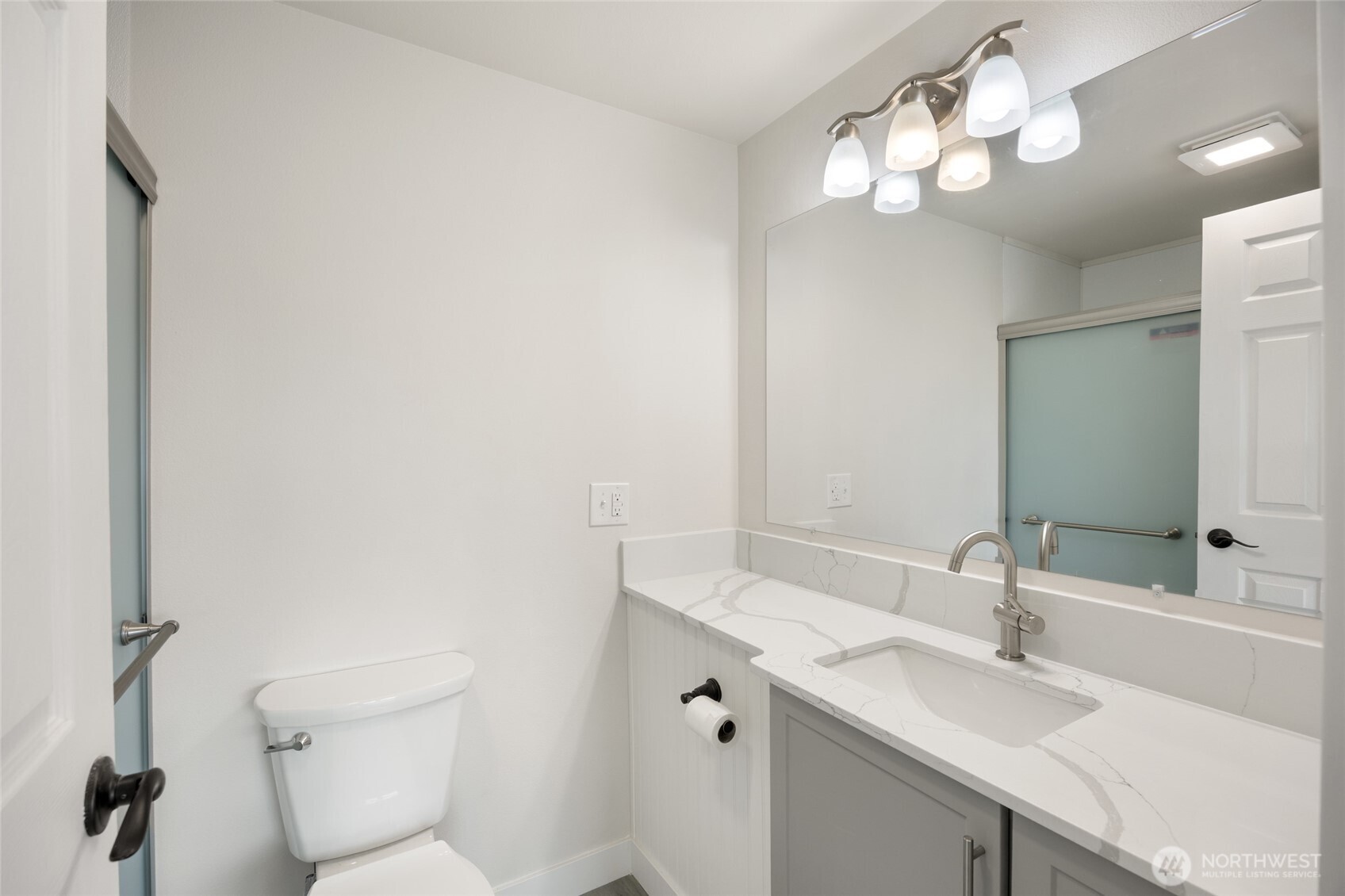 2240 W Broadway #121, Moses Lake, WA 98837