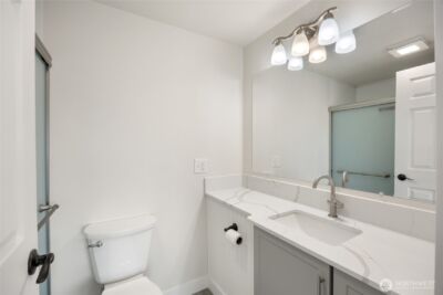 2240 W Broadway #121, Moses Lake, WA 98837 - Photo 17