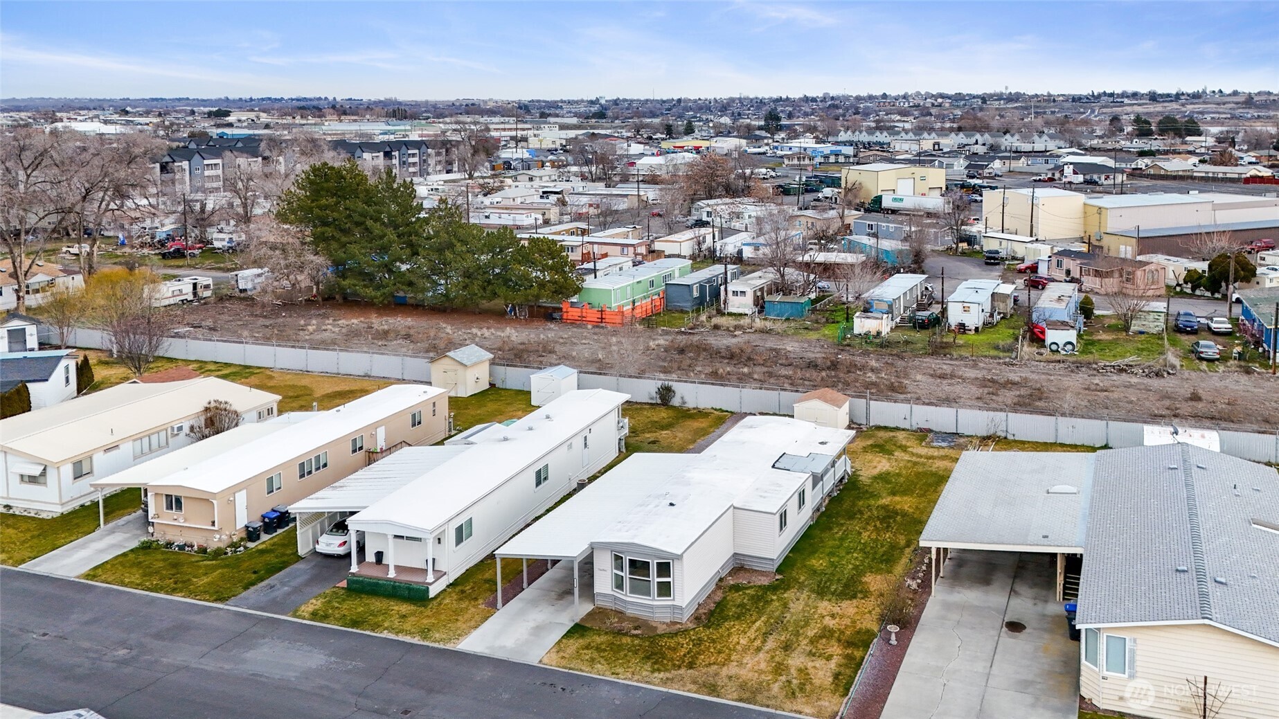 2240 W Broadway #121, Moses Lake, WA 98837