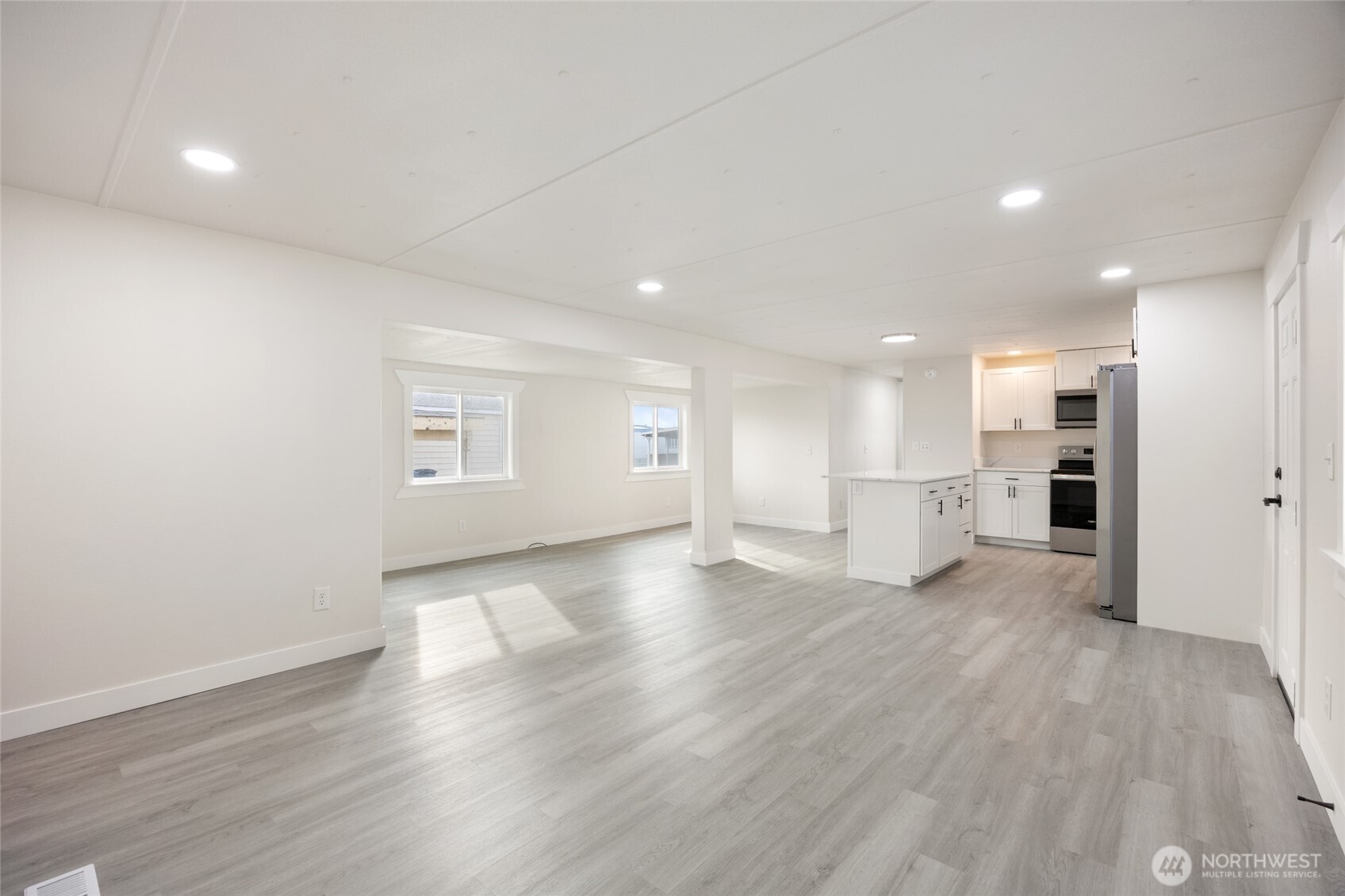 2240 W Broadway #121, Moses Lake, WA 98837