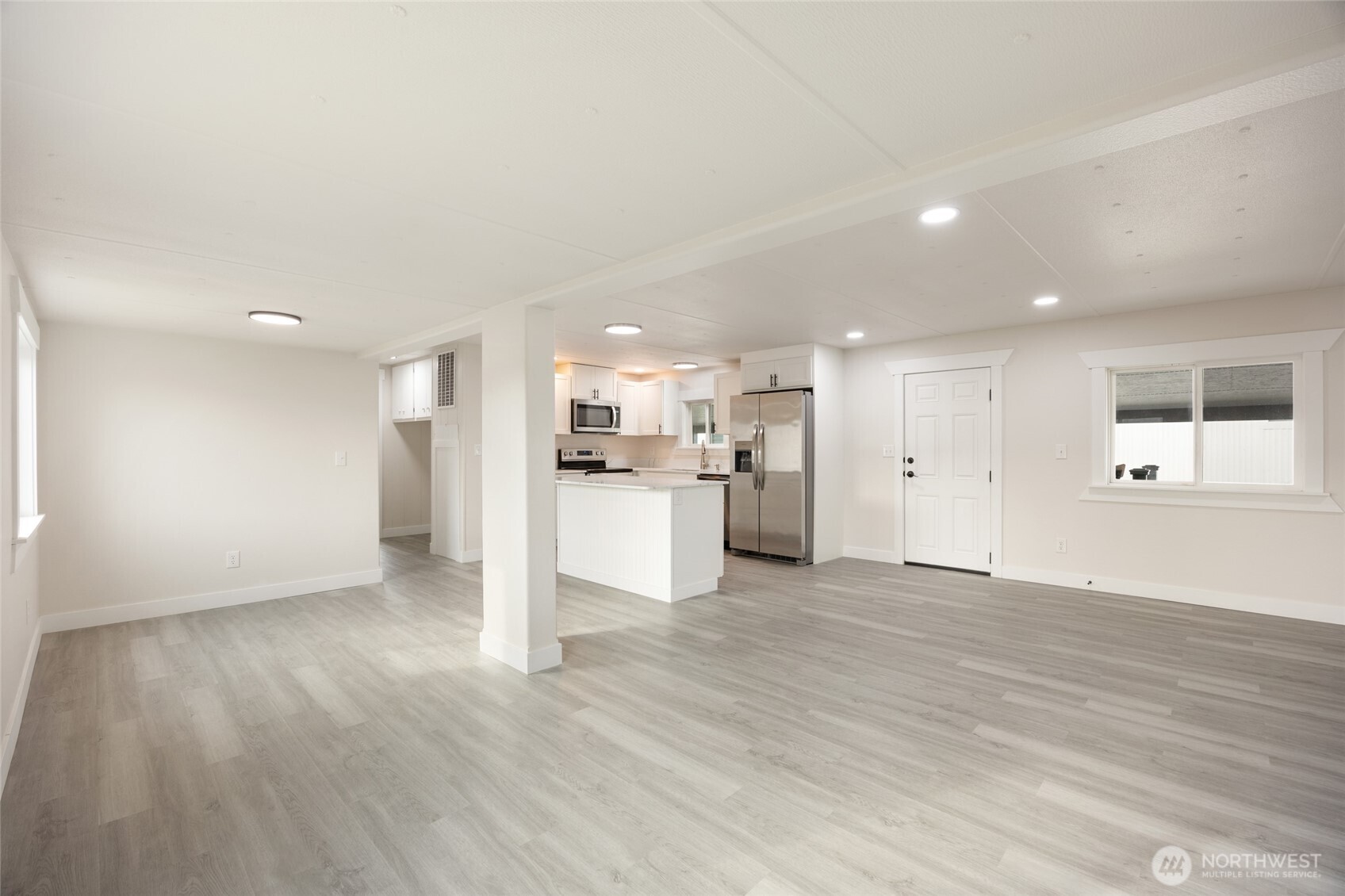 2240 W Broadway #121, Moses Lake, WA 98837