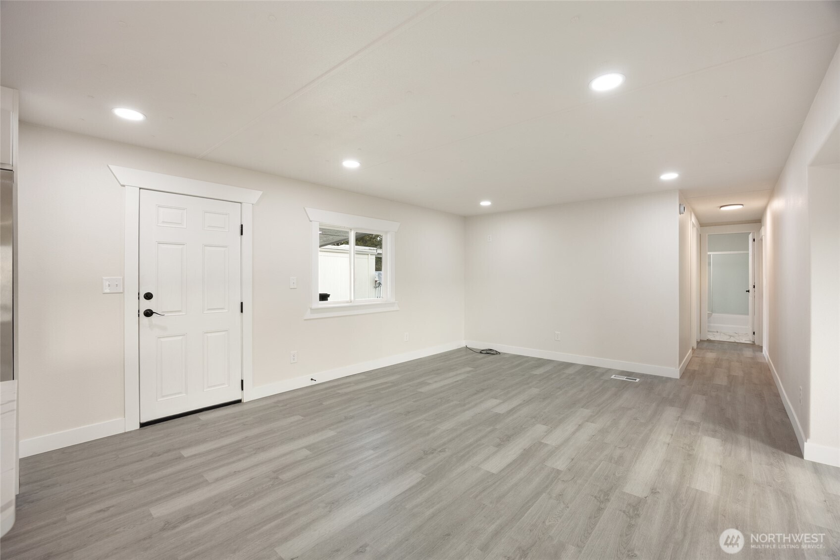 2240 W Broadway #121, Moses Lake, WA 98837