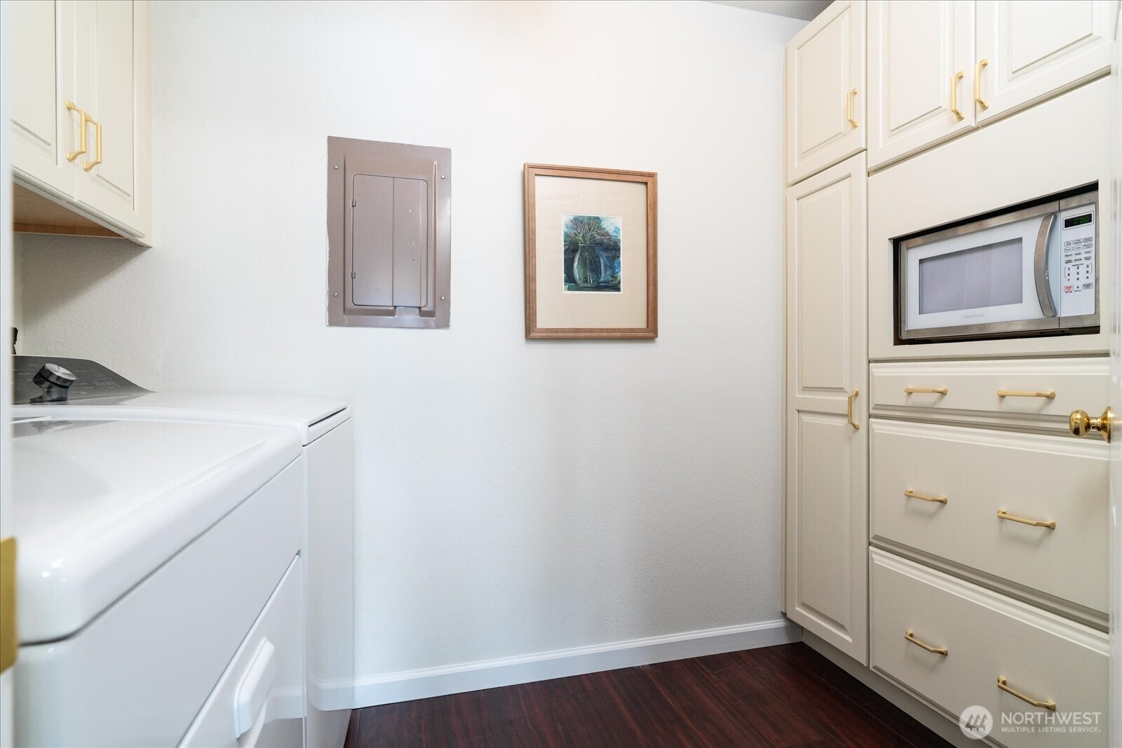 2200 Alki Avenue SW #203, Seattle, WA 98116