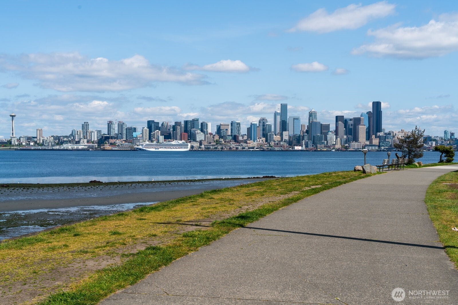 2200 Alki Avenue SW #203, Seattle, WA 98116