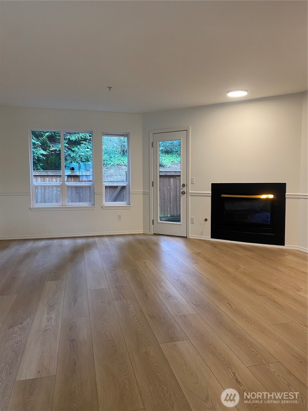 1600 121st Street SE #J101, Everett, WA 98208